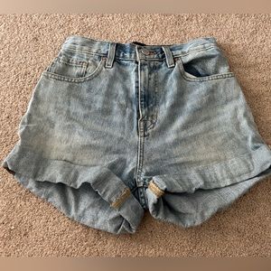 BDG HIGH RISE SHORTS - SIZE 26